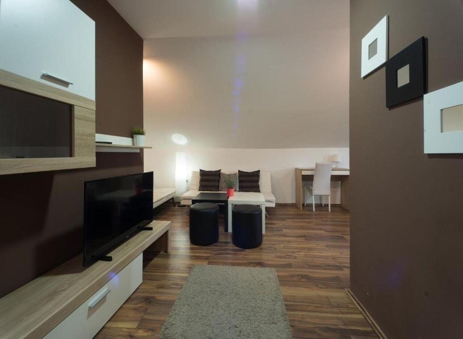 Apartments San - With Pool; Rakovica Εξωτερικό φωτογραφία